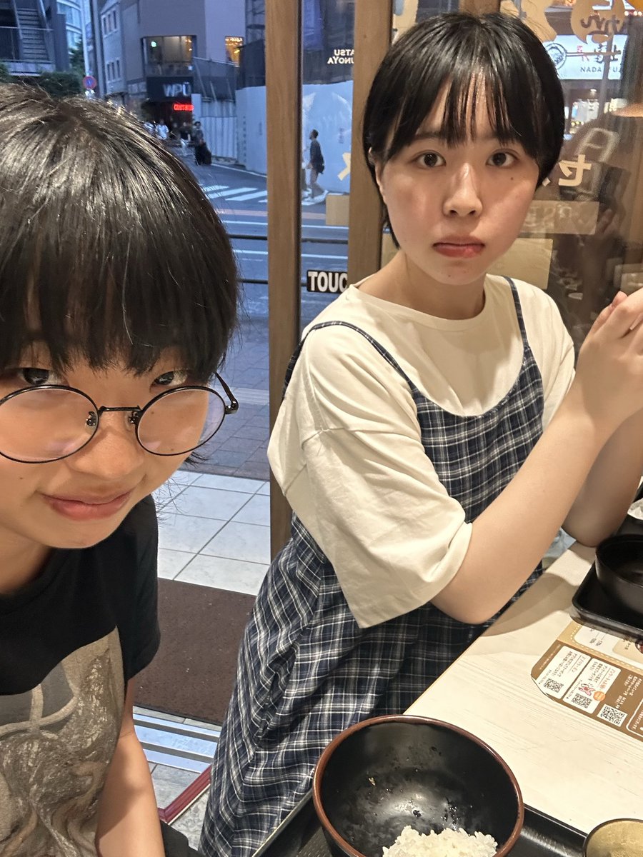 romaconsasaki's tweet photo. 【ご報告】
神﨑とのユニット 「増量と増量」が正式にコンビになります

それに伴いロマンチックコンサート佐々木はトゥインクルコーポレーションを退所しました！直接ご報告できていない方すみません！お世話になりました！

主に漫才をやっています！！
ライブいっぱい出たいです！！！！！！ https://t.co/UKBqBMRKNM
