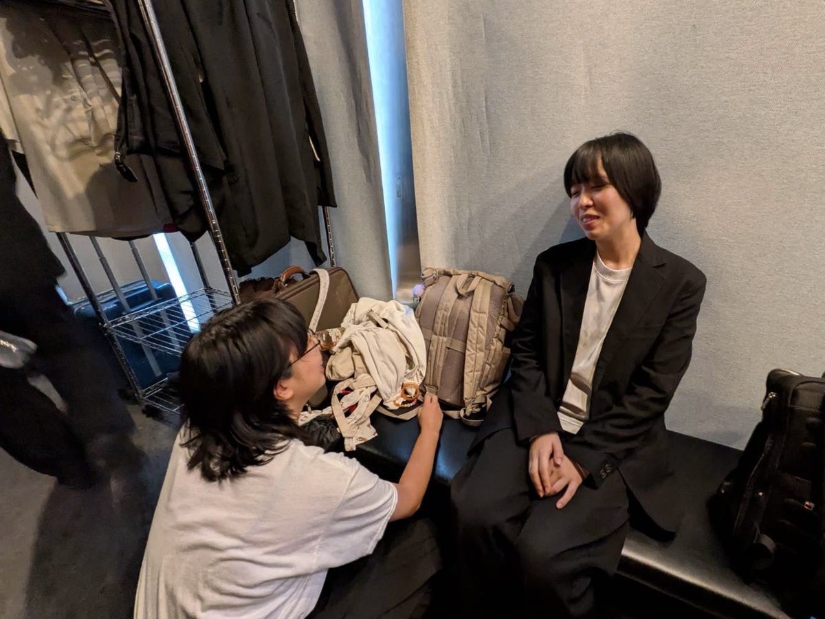 romaconsasaki's tweet photo. 【ご報告】
神﨑とのユニット 「増量と増量」が正式にコンビになります

それに伴いロマンチックコンサート佐々木はトゥインクルコーポレーションを退所しました！直接ご報告できていない方すみません！お世話になりました！

主に漫才をやっています！！
ライブいっぱい出たいです！！！！！！ https://t.co/UKBqBMRKNM