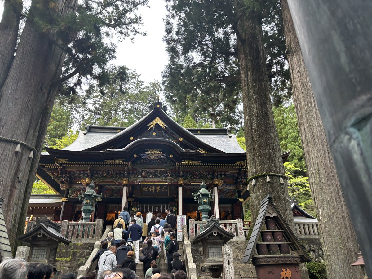 amazarl's tweet photo. オオカミを祀ってる三峯神社行ってきた！
神聖な感じでとても良きだった…
また行く機会あれば行きたい…
#五木つかさ https://t.co/cuP7ueiYIu