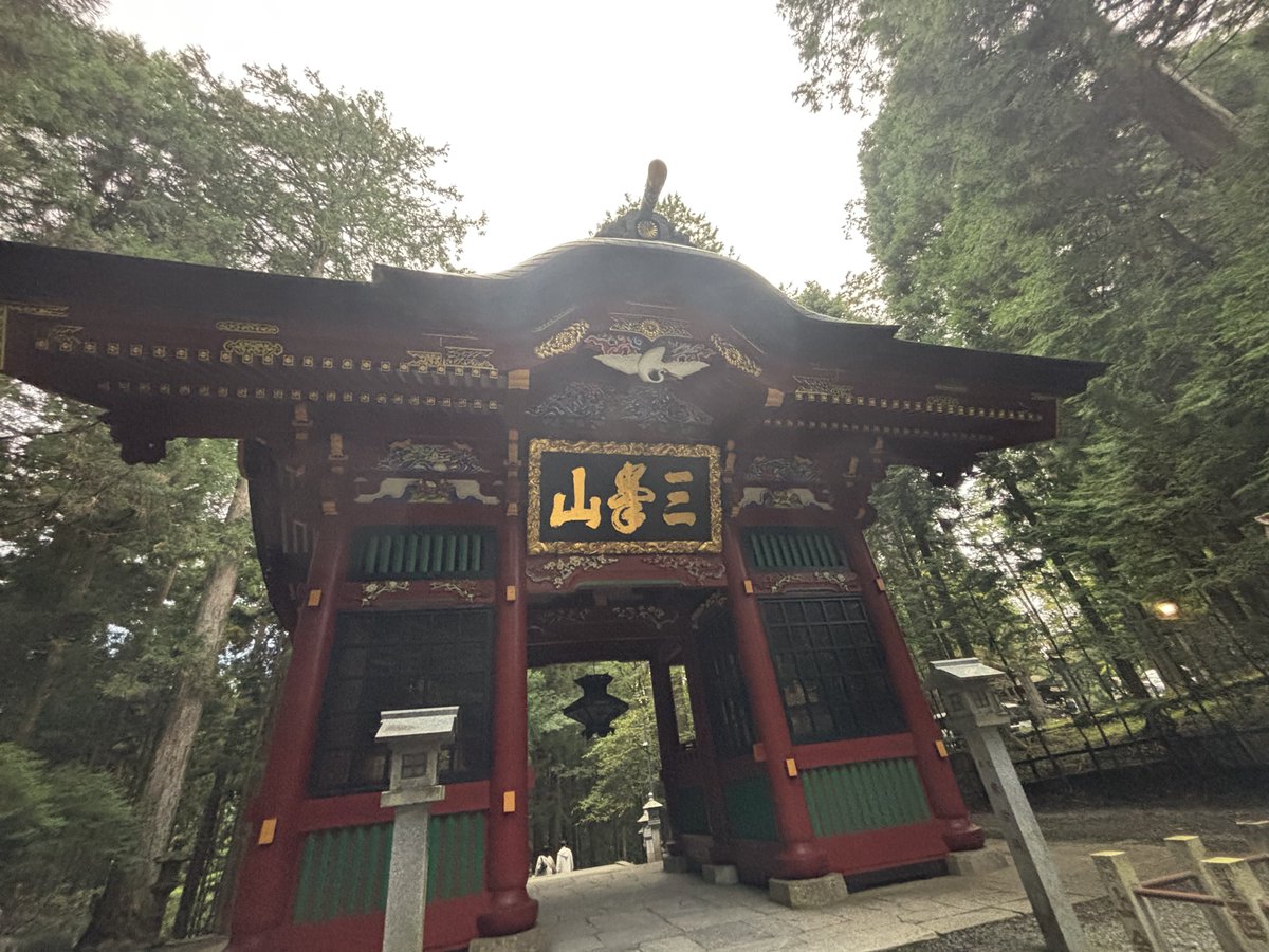 amazarl's tweet photo. オオカミを祀ってる三峯神社行ってきた！
神聖な感じでとても良きだった…
また行く機会あれば行きたい…
#五木つかさ https://t.co/cuP7ueiYIu