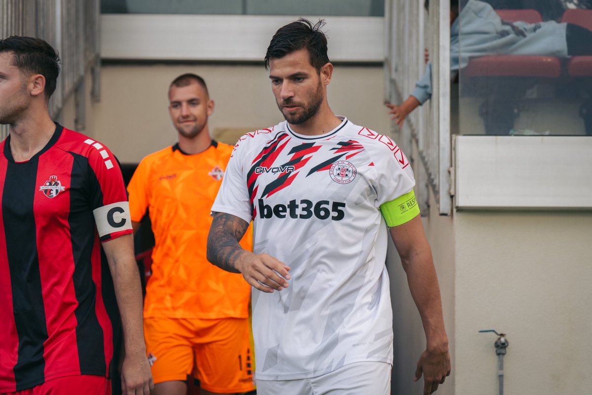 LincolnRedImps's tweet photo. 😢 The international break has us missing this feeling
#LRIFC | #GFL https://t.co/BrvvHAsaS6