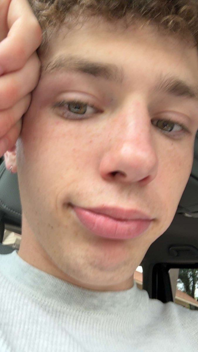DannTheModel tweet picture