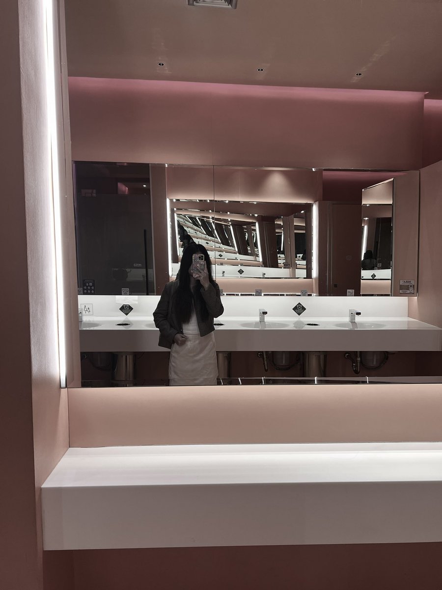 miumiium's tweet photo. #rtxxdm https://t.co/drKmfAYamA