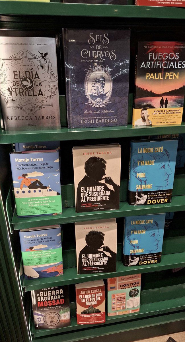 irenetabera's tweet photo. ¡Gracias a todas las librerías que nos han hecho hueco en sus estanterías!📚 EL HOMBRE QUE SUSURRABA AL PRESIDENTE ya está a la venta y podéis comprarlo también en Amazon en este enlace: https://t.co/1lfladlkCl

Los sueños se persiguen y se hacen realidad📕 GRACIAS A TODOS ❤️ https://t.co/TzCtRENney