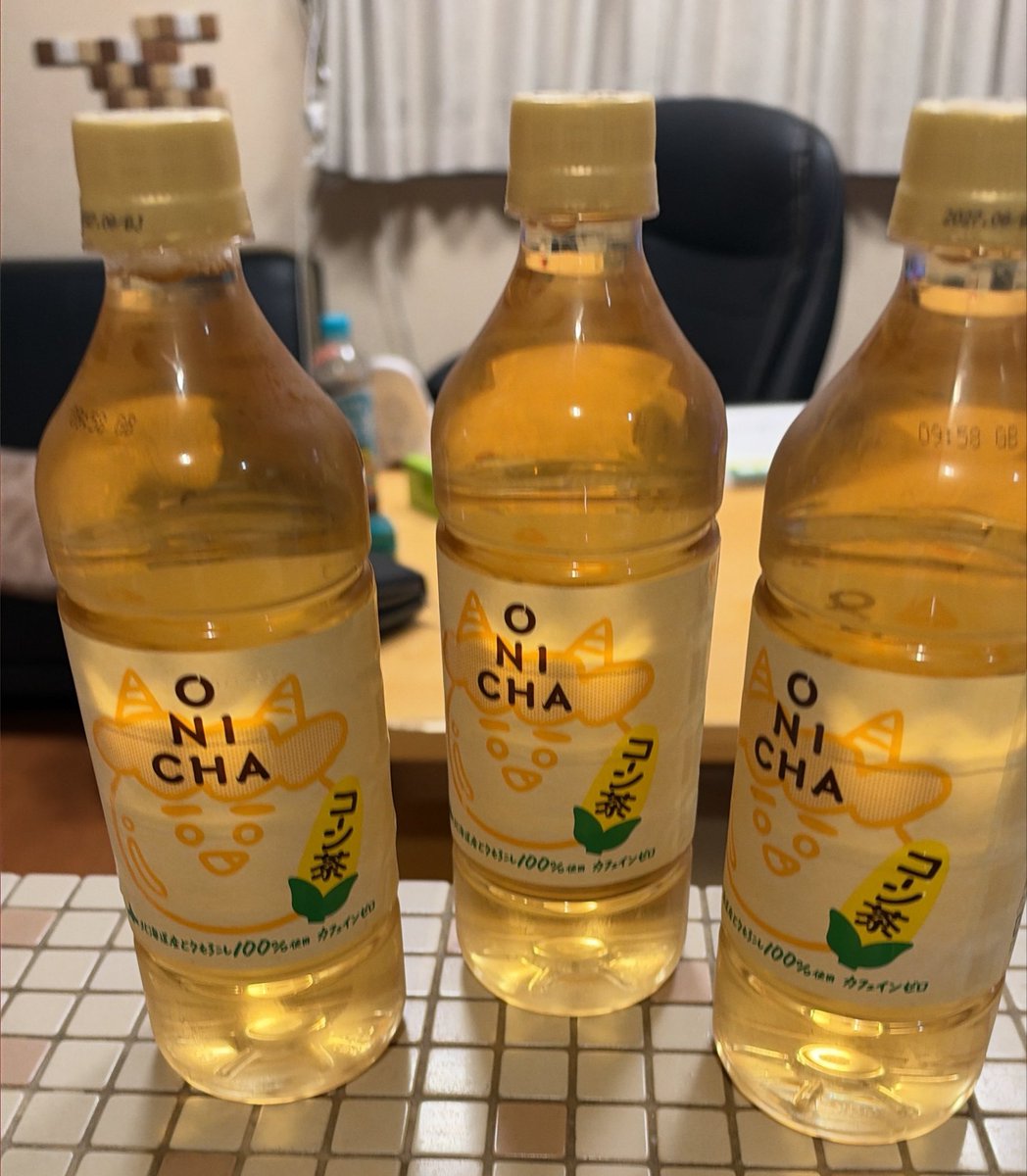 E12913E129's tweet photo. #ONICHAコーン茶
#hikakin 
オニチャのコーン茶買えた!けど、ステッカーなかった😢 https://t.co/fWTvLWA6io