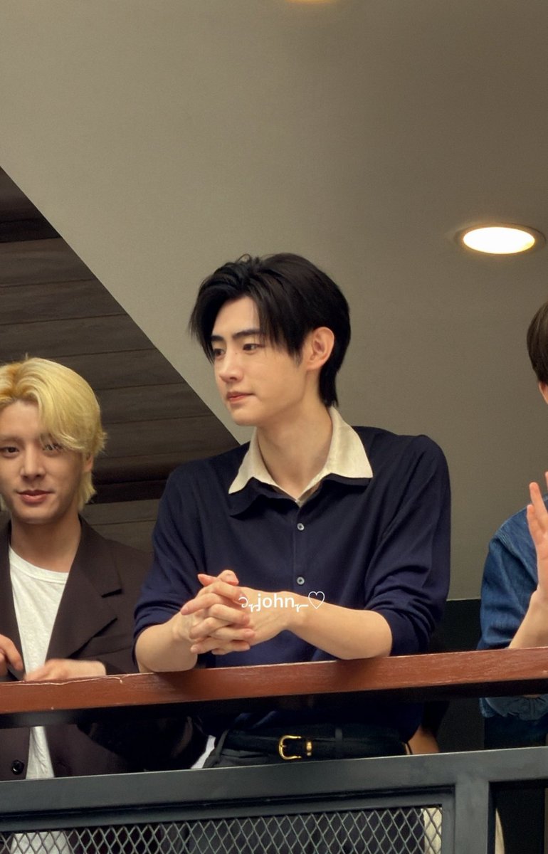 iivysun's tweet photo. nothing beats seeing them with their actual skin tones, no excessive whitewashing like some fansites do, just their natural complexion looking beautiful as it is https://t.co/JZ40gSpOER