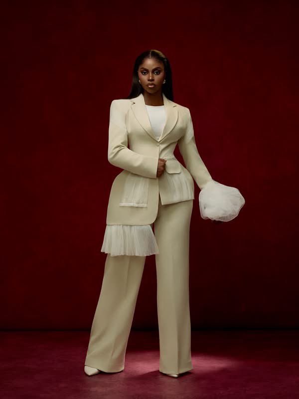 BrianEtimb98532's tweet photo. Nigerian Fashion Designers are setting the Bar dangerously high 🔥 😍❤️ https://t.co/nhPjb1zkwN