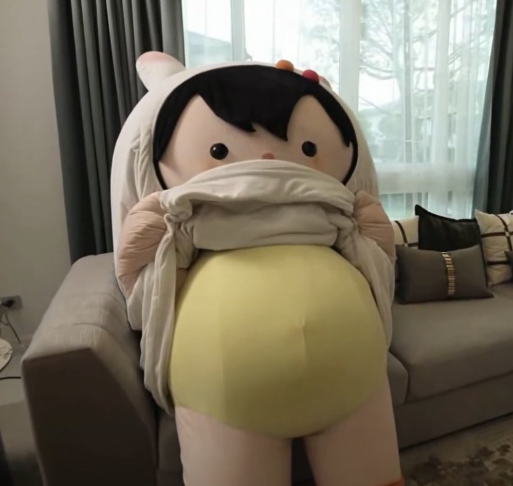 l_gsl_gs's tweet photo. เอนี่สะดือสว��เหมือนแม่เลย https://t.co/VzGUZtgrgg