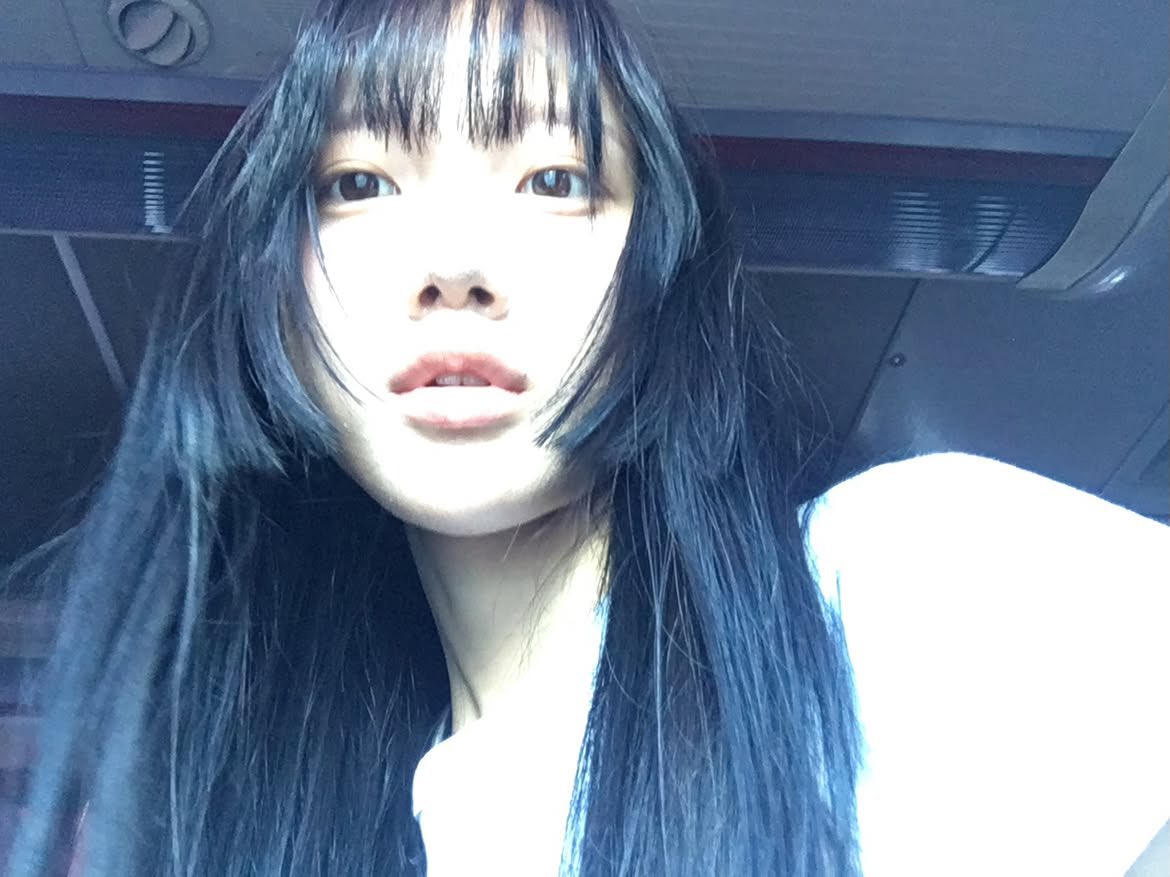 yuseolxD's tweet photo. 바다갔는데너무추웠음. https://t.co/SIC8opZp2f