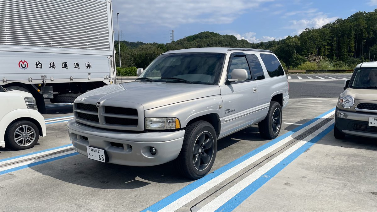 tucker68_'s tweet photo. 良い天気だったので
ちょっくら
名古屋まで
#ramcharger #dodge #mopar https://t.co/7Utj3hDzIE