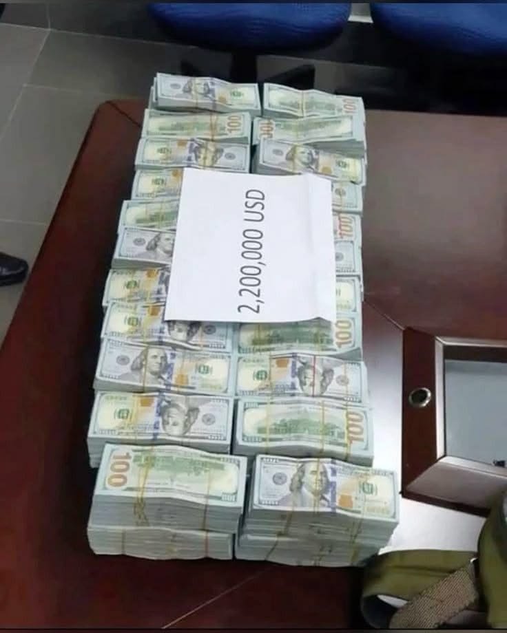 AbdulAzizBfrk2's tweet photo. 💵 If you received $6,000,000 today,

would this amount be enough to solve all your problems? 

◯ YES

◯ NO https://t.co/fDoIKhtqNR