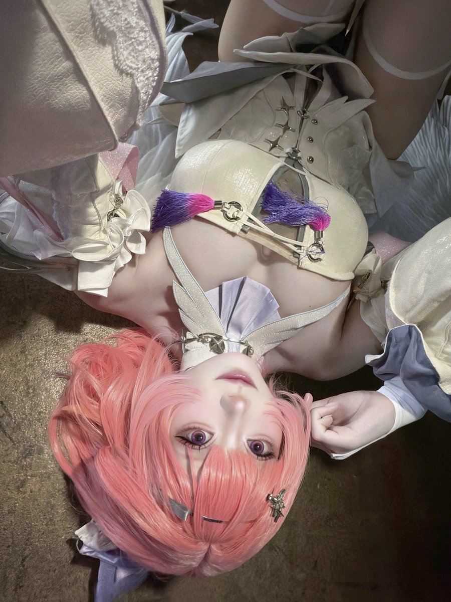 cos_peach_'s tweet photo. 🪽✨️ https://t.co/3C3cZbb8Fd