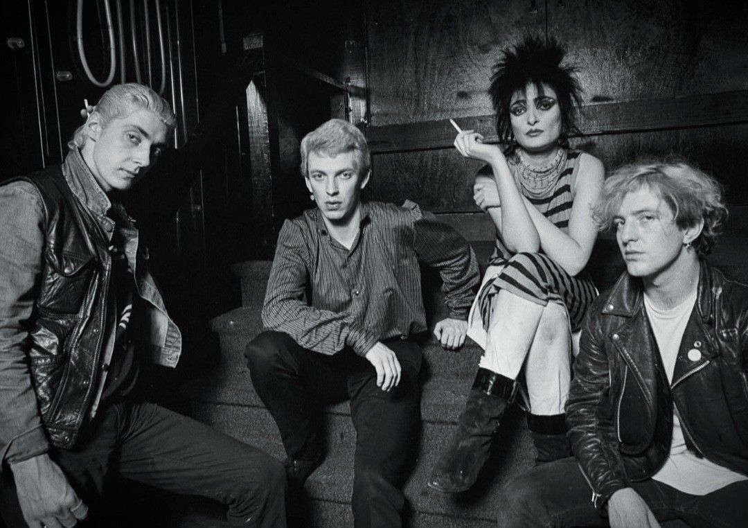 konvekse's tweet photo. Siouxsie &amp; The Banshees https://t.co/AWcoixISbC