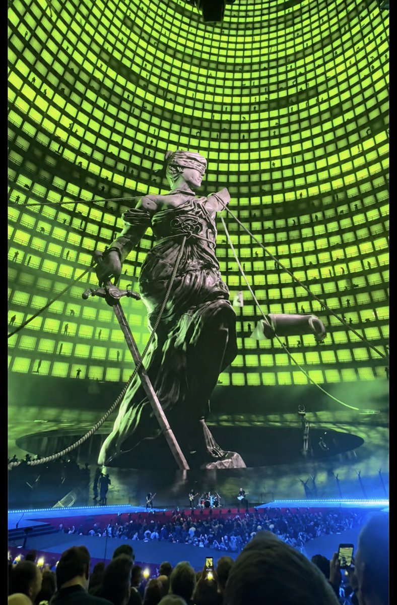 southern_cross1's tweet photo. Doris 1991 vs 2026
#AndJusticeForAll #Metallica https://t.co/y466tUSLtf