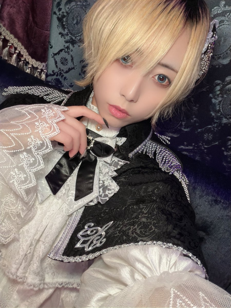 nightmare_rik's tweet photo. ︎✧19-25︎✧
きみを待ってる！！ https://t.co/2Kh5TPtDC1