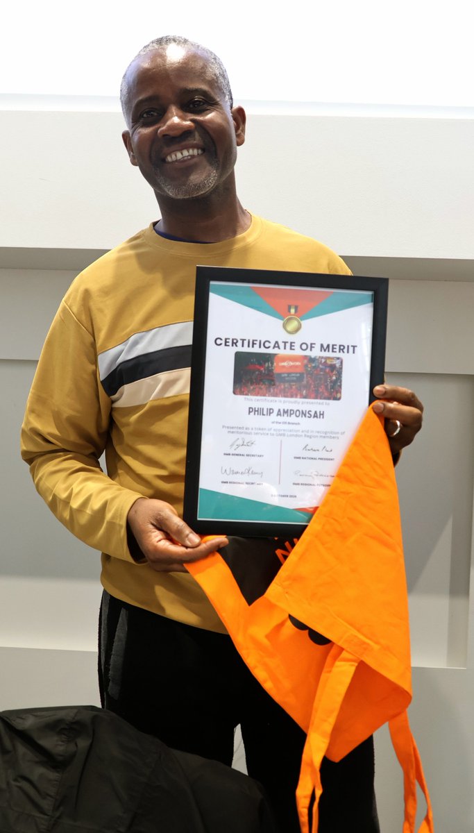 Deangilli6's tweet photo. A bitter sweet but great start to @GMBLondonRegion Council with recognition to our NSL rep Phillip for the work he and the other Reps have done for members in the workplace .
A fond farewell to a brilliant Organiser @gmbperry who will be retiring later this year.
#MembersFirst βπ» https://t.co/bgjzWX0qKo