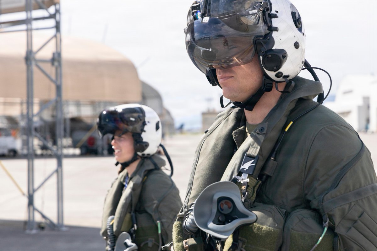 IIIMEF's tweet photo. Marines with 1st Marine Aircraft Wing conduct flight operations at Marine Corps Air Station Iwakuni, Yamaguchi, Japan, Sept. 16, 2026. @1stMAW_Marines https://t.co/YK52qf9OLk