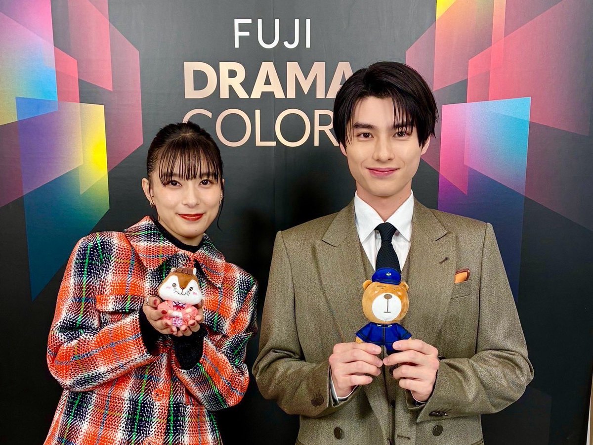 meotobiyori's tweet photo. 『FUJI DRAMA COLORS 2026 AUTUMN』ご覧いただけましたか✿⠜
登壇後のお二人をお届けします📸

放送がさらに楽しみになるお話が盛りだくさんでしたね✨
ぜひ #ドラマカラーズ #めおと日和 をつけて
みなさまの感想を教えてくださいね💬

また、明日の正午よりTVerで見逃し配信予定です📱
ご視聴はこちらから↓
https://t.co/zQpgZ4Nveh

#めおと日和 👘🍁
𝟙𝟘月𝟙𝟝日(木)よる10時スタート!!
#芳根京子  #本田響矢