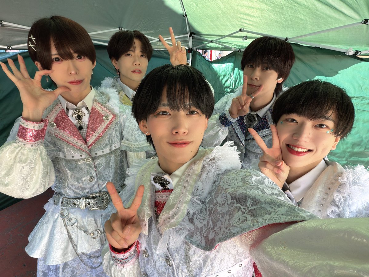 msqt__official's tweet photo. ♱ ┈┈┈┈┈┈┈┈┈ ♱

『 サンクスフェスティバル 』ありがとうございました！✨️

次回のLIVEは明日、10/4 ニュースタ集合撮影会＆FC限定ライブです！
お待ちしております！

♱ ┈┈┈┈┈┈┈┈┈ ♱ https://t.co/yEkupzl1zE