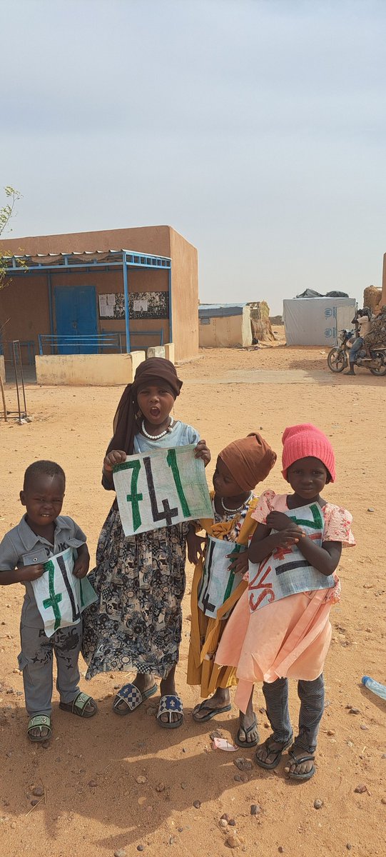 refugeesniger tweet picture