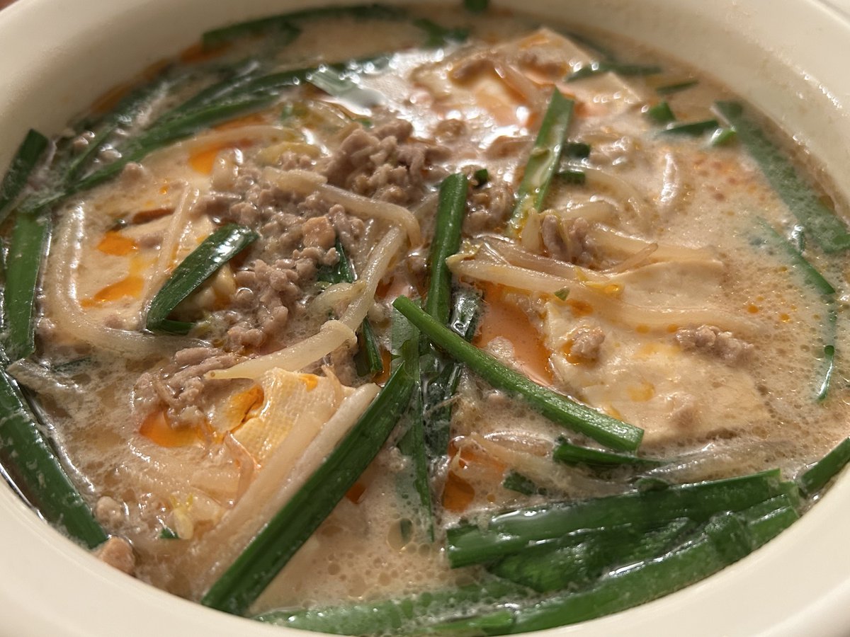 SW_Chief's tweet photo. もやしとひき肉の担々豆乳スープ
豆乳のやさしい味がうれしい
https://t.co/4QsUy204Vu https://t.co/aBoIDF9vkl