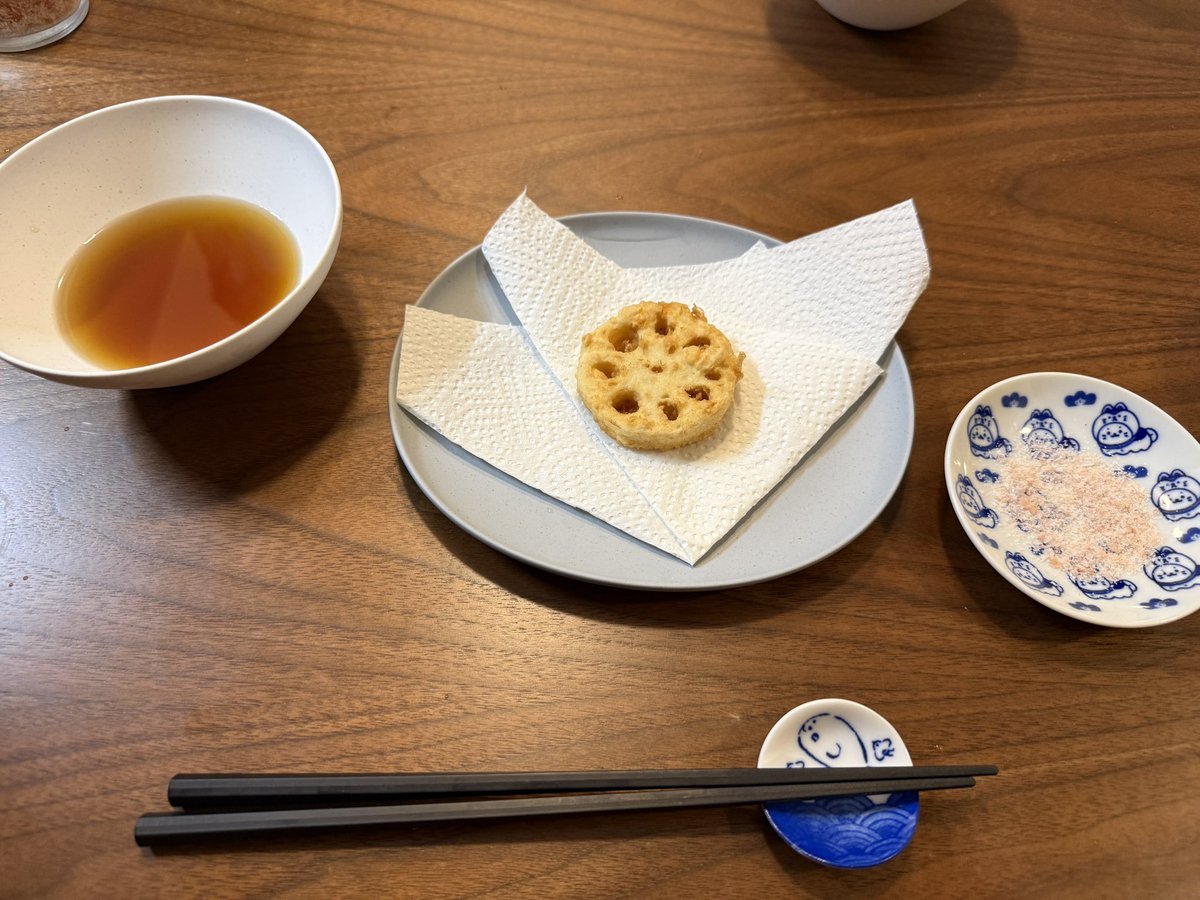 Hiromitsu1115's tweet photo. 今年は天ぷらを目の前で揚げて一品づつ食べた‼️いつもありがとう https://t.co/P6oqQ8mMQ1