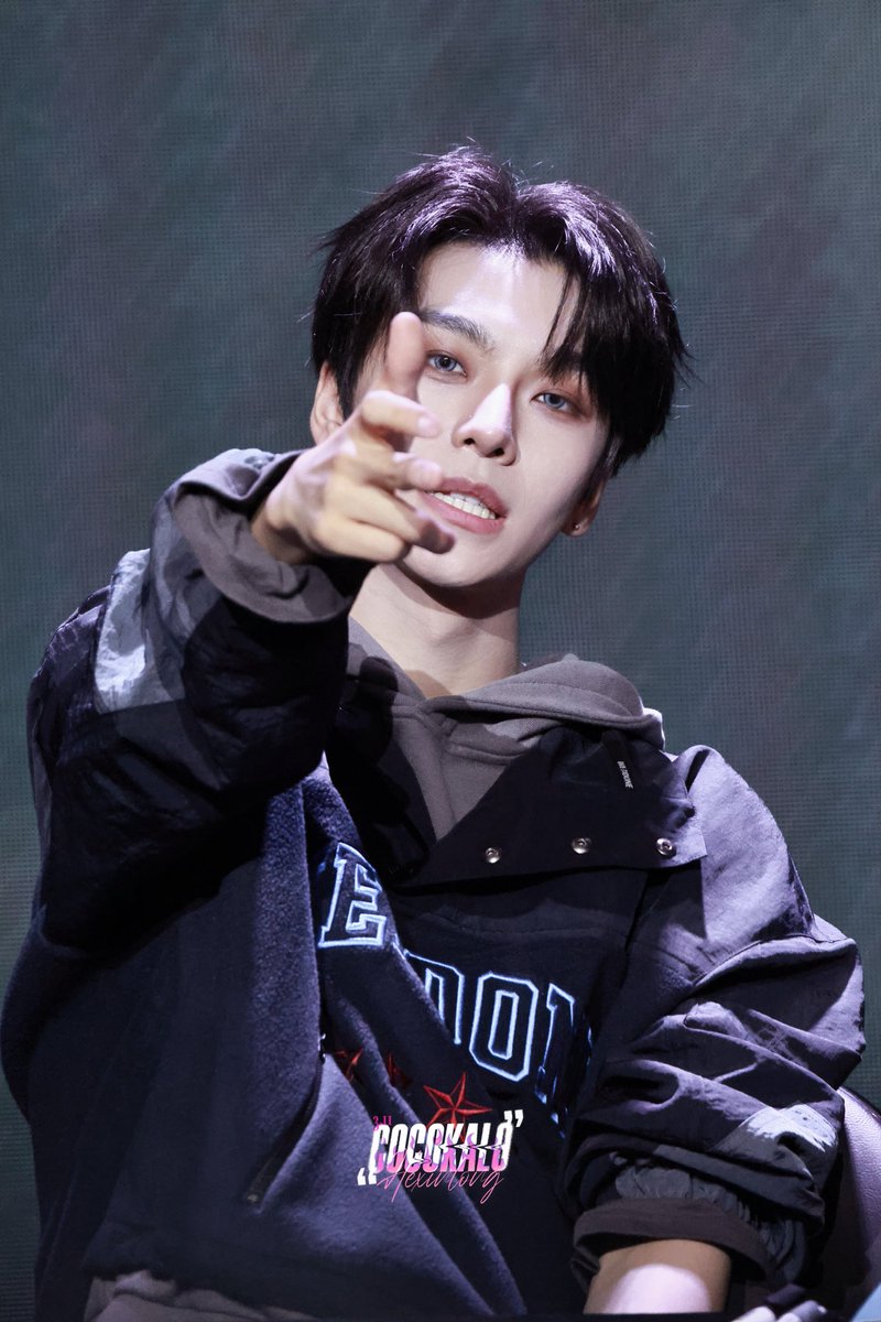 cocokalo0311's tweet photo. 261003

#허씬롱 #XINLONG #鑫隆 #씬롱 
#シンロン  #ホーシンロン  
#ALD1              #ALPHADRIVEONE https://t.co/GCXHQfd3h1
