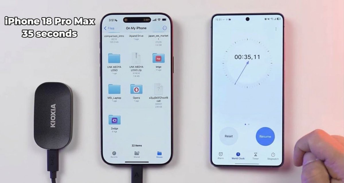 Androiq's tweet photo. Just transferred a 24GB file to an SSD to test USB 3.2 speeds! 🚀 
Since the iPhone uses Gen 2, the speed gap is massive:

📱 iPhone 18 Pro Max: 35 seconds ⚡
📱 Samsung S26 Ultra: 2 minutes 🐢

Generational differences in ports really matter! 🤯 #iPhone18ProMax #SamsungS26Ultra #TechTest