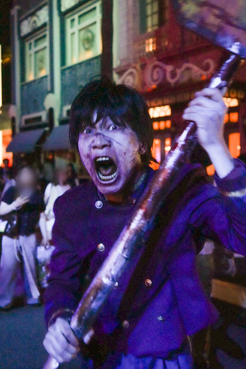 nanairo_Rio's tweet photo. 2026.9/13
ハロウィンホラーナイト ストリートゾンビ

クルーゾンビ

そんなでっかいのどこから引っこ抜いてきたのよw

#ハロウィンホラーナイト2026 #HHN2026 #USJファン https://t.co/j3Htf0JNbf