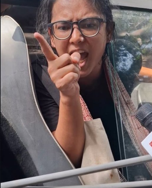 himanshug_24's tweet photo. @_YogendraYadav Just seal Delhi &amp; declare an emergency🫡

School me padhate ho peaceful protests at designated sites r allowed under Art. 19. Then why detain people &amp; curtail their freedom? 🤷‍♂️

Day 2 pictures from Jantar Mantar: @neha_aisa @KapilSibal @pbhushan1 @_YogendraYadav 🔥 keep fighting https://t.co/Fx0WFVsbGh