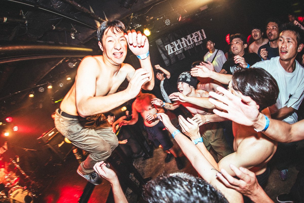SHIBUYATHEGAME's tweet photo. 【📸ライブレポ📸】
10.03(SAT)
Zephyren(@Zephyren_) × THE GAME Presents
『In The Family FEST 2026』

<ACT>
🎸カライドスコープ(@kaleidscope__)
🏟SHIBUYA THE GAME

ご出演頂き有難うございました!!

📷@Zig_zag__219249

#ITFF2026 https://t.co/TERbNrMsUH