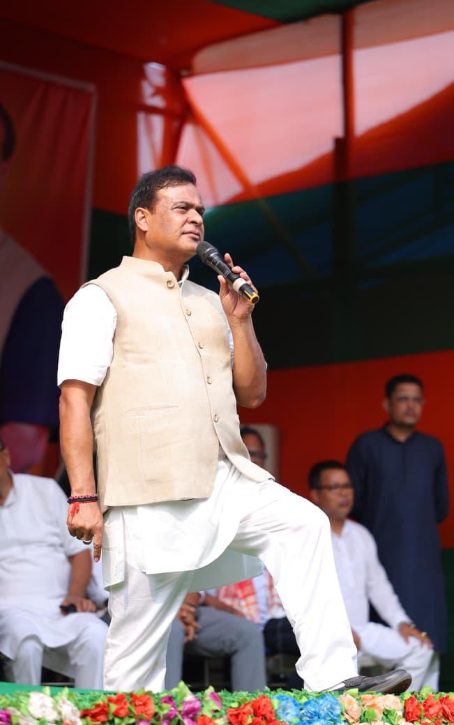 himantabiswa's tweet photo. When the audience is so special and so eager to listen to your vision, you know we are headed the right way!

Today during my campaign for #NagaonBypoll, the enthusiasm of the people reflected that @BJP4Assam will script history this time. https://t.co/f5guchIQ5G
