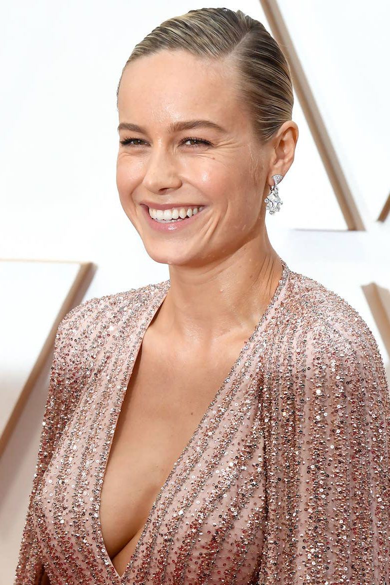 panels96259's tweet photo. You have 3 seconds to choose a blonde

A)  Sydney Sweeney
B) Margot Robbie
C) Amanda Seyfried
D) Brie Larson https://t.co/fKXCN2CCF6