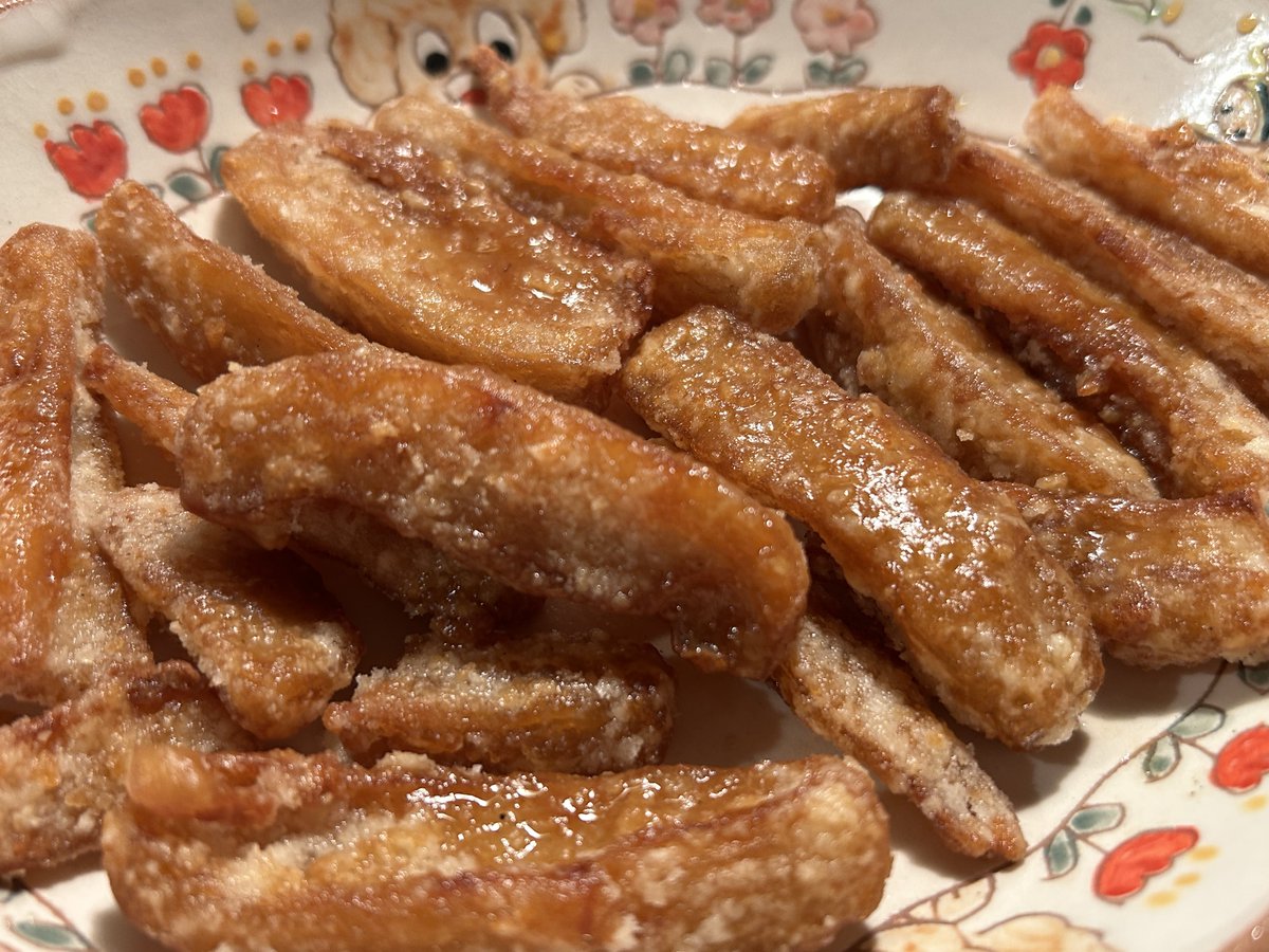 SW_Chief's tweet photo. れんこんの唐揚げ
縦割りれんこん食感よい
https://t.co/gWnEq8CyjG https://t.co/7Gxr6UwKJD