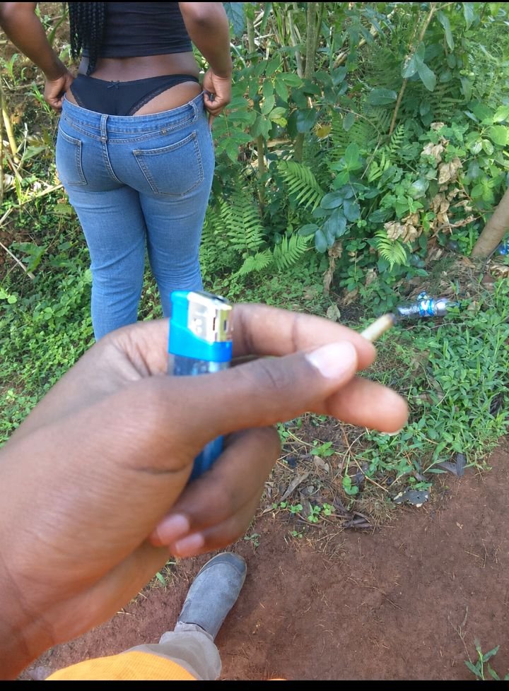 jr_masila's tweet photo. Ndio tunatafuta maua huku,shame on you single people😭😂 https://t.co/l0JQrmEKH0