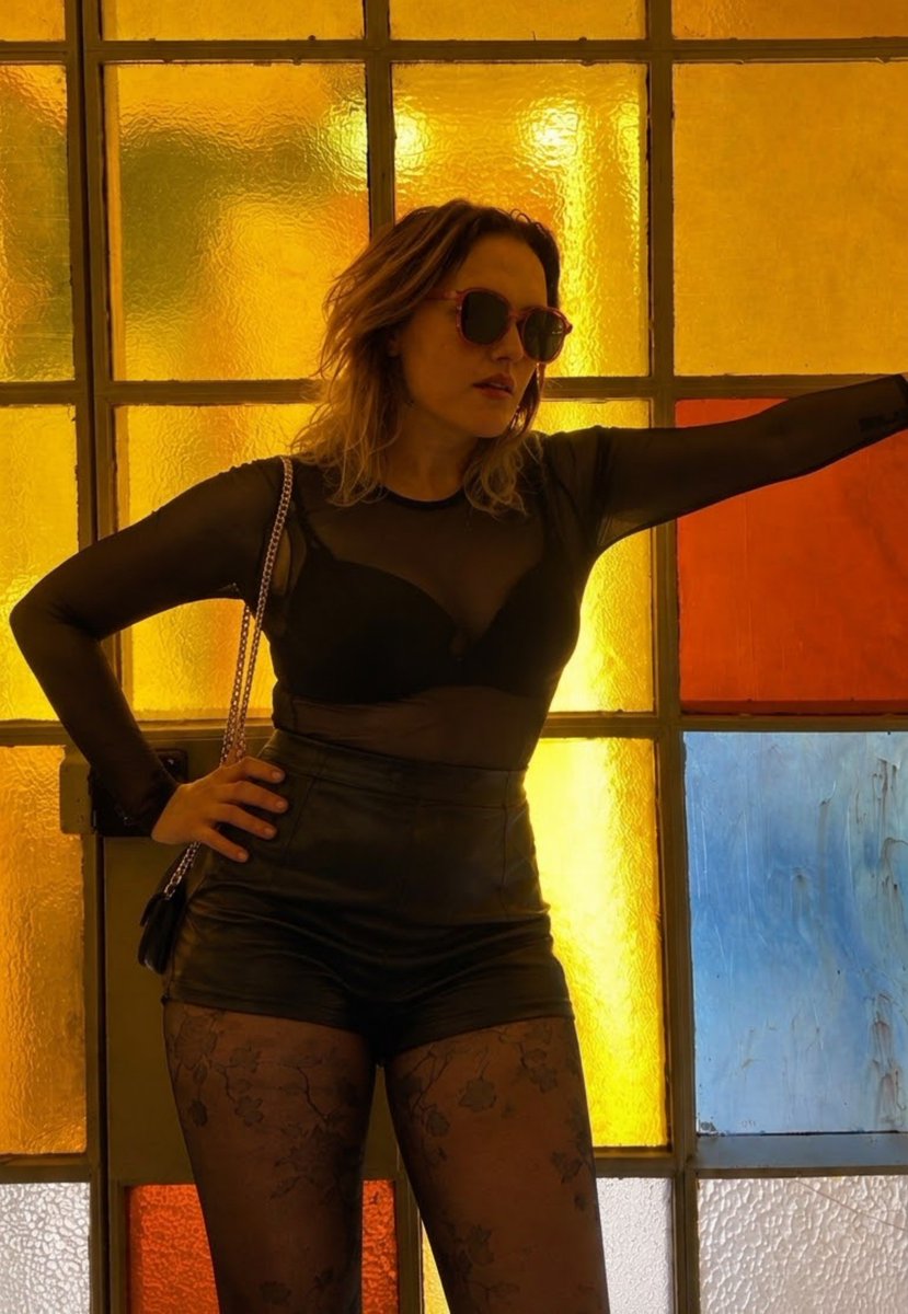 Drdreemaylay's tweet photo. Por ella es que soy tan puta, canta y seduce tan rico, es mi inspiración 😍😍😍 https://t.co/1PDwKLpyBb