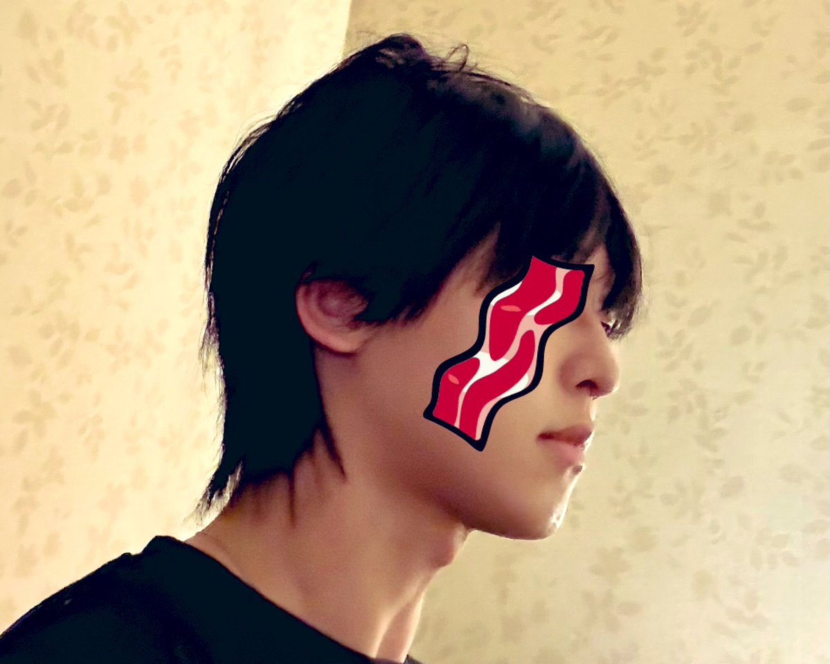 mitsu_amp's tweet photo. 年イチあるかないかでバランスいい寝癖できたから見て https://t.co/bxPMKM7D4Z