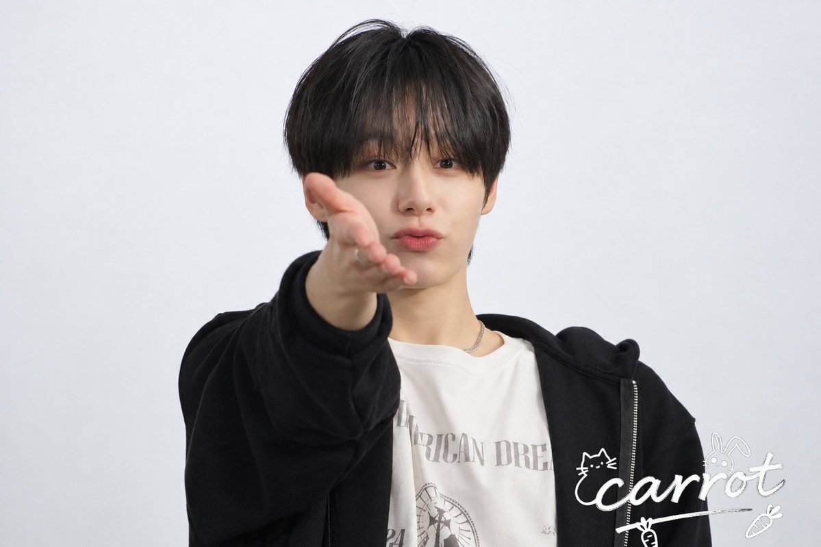 carrot_98z's tweet photo. 20261003dmm

#원어스 #ONEUS 
#환웅 #HWANWOONG https://t.co/KP7gsYGmGD