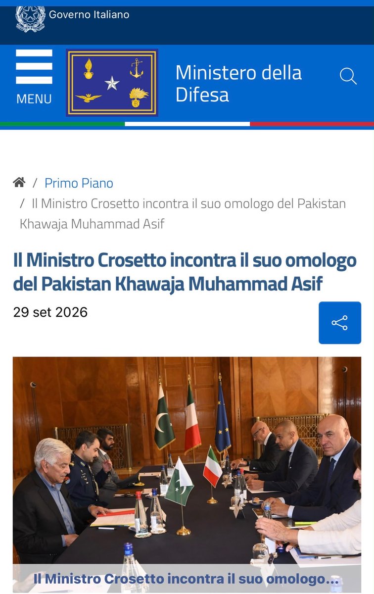 kabeerraja786's tweet photo. اور ناظرین اطالوی تاریخ میں پہلی مرتبہ کسی پاکستانی وزیردفاع کو سرخ قالین بینڈ واجوں سے استقبالیہ دیا گیا لیکن کسی پاکستانی میڈیا نے اس خبر کو کوریج نہیں دی اور اس شاندار جاندار مہمان نوازی کے پیچھے کا راز تلاش کیا تو پتہ چلا کہ 10 مئی 2025 کو ہندوستان کو گھر میں گھس کر مارنے پر آج پوری دنیا پاکستان کو فرشی سرخ سلام پیش کررہی ہے اور اس استقبالیہ کے پیچھے ان شہدا کا خون شامل ہے جنہوں نے مادر وطن کی حفاظت کرتے ہوئے پاکستان کا سر فخر سے بلند کیا