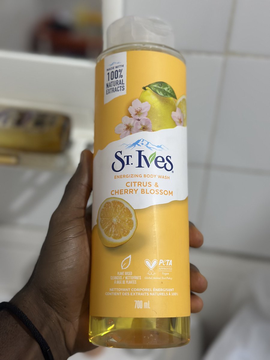 _Somtochi's tweet photo. Tell me about your week in four frames 🖼️ 🙏🏾

Here’s mine: 

F1- One of the best meal I’ve ever made (plantain porridge) 
F2- My body wash 
F3- Cartoon me 
F4- Can’t wait to get my package 😫 https://t.co/U6tRJ2KA3Z