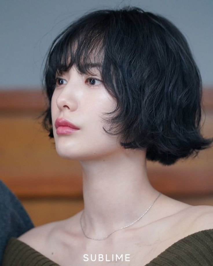 imjinahworld's tweet photo. Long hair or short hair? https://t.co/FXJTRlPqXp
