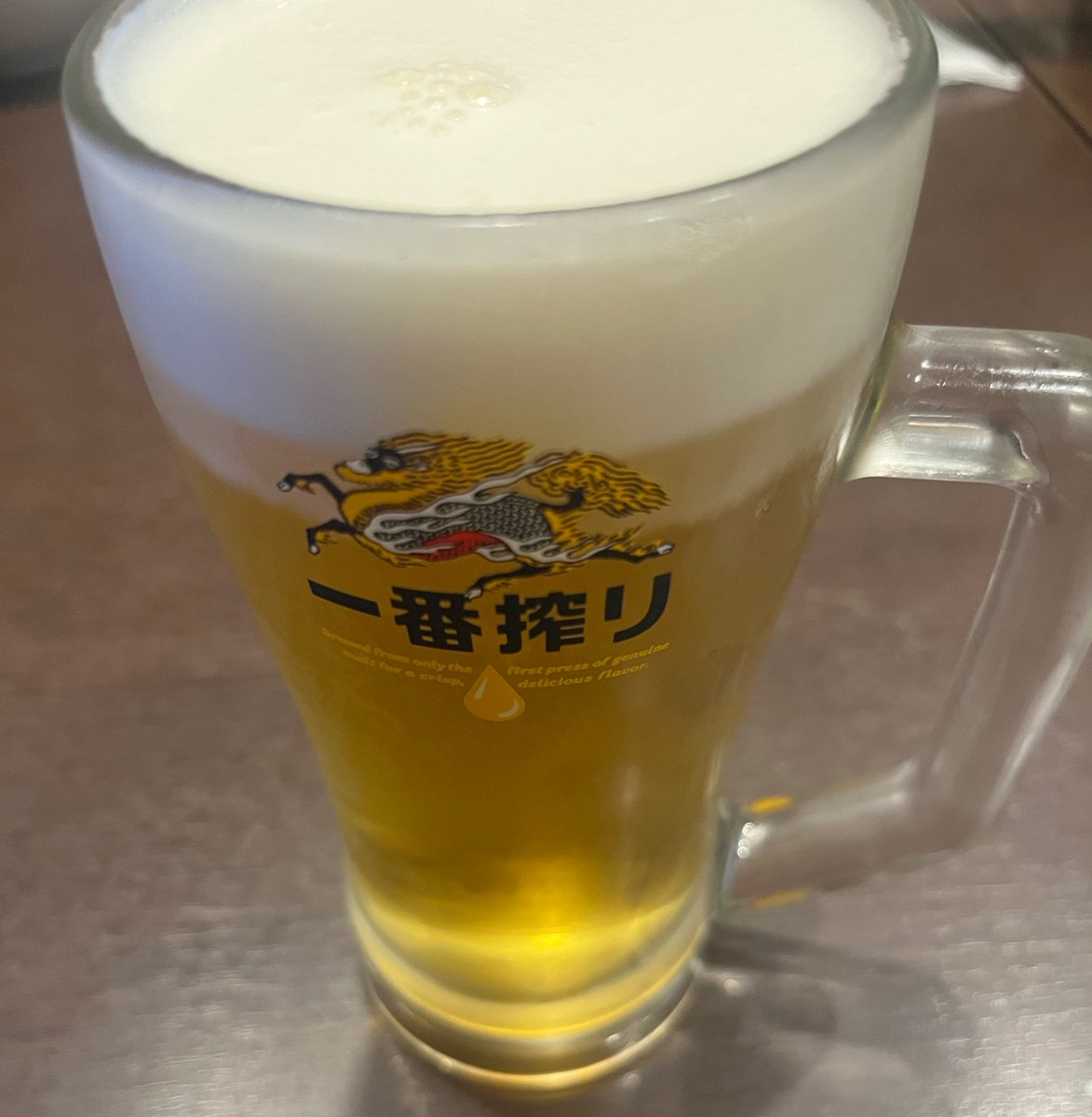 pitaro_0701's tweet photo. こいつ稼働してない日殆ど外飲みしてんな？

すみません https://t.co/QNp927XuAx
