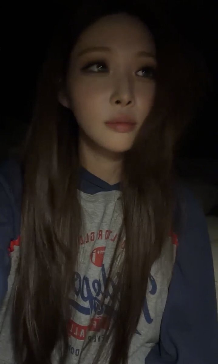 dearhaart_29's tweet photo. 🐹 여러분 혹시 몰라요 이게 마지막 앨범일수도 있어요 

?: 그런 소리 금지
??: 왜그래…ㅜㅜ
???: 그런 말 하지 말랬지!!!!! https://t.co/E4dF3dAHp6