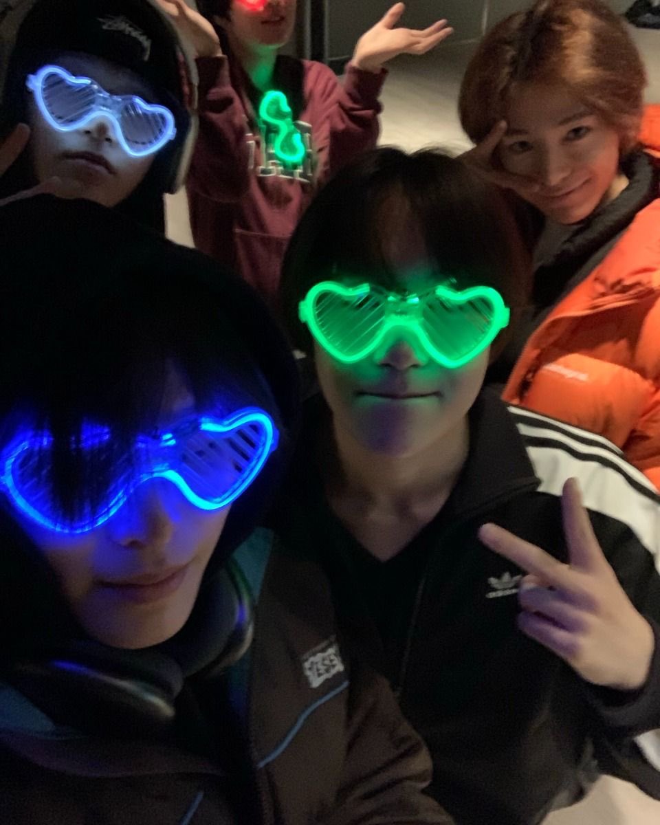 ri_2kuo's tweet photo. 위시가 연습실에서 어떻게 노는지 알수있는 사진들 https://t.co/3AbMnOHf0W