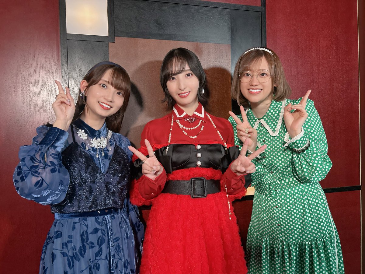 rumirumi_81pro's tweet photo. 「#魔法騎士レイアース」ジャパンプレミアありがとうございました💙❤️💚
TVは10/7(水)から放送スタートです📺
オーディションに受かったあの日から、ついに放送まで来たんだなと…感慨深いです。
ご来場の皆様は1.2話をご覧になった感想を是非呟いてくださいね！
TV放送も改めてよろしくお願いします✨ https://t.co/lOL2y9SHRZ