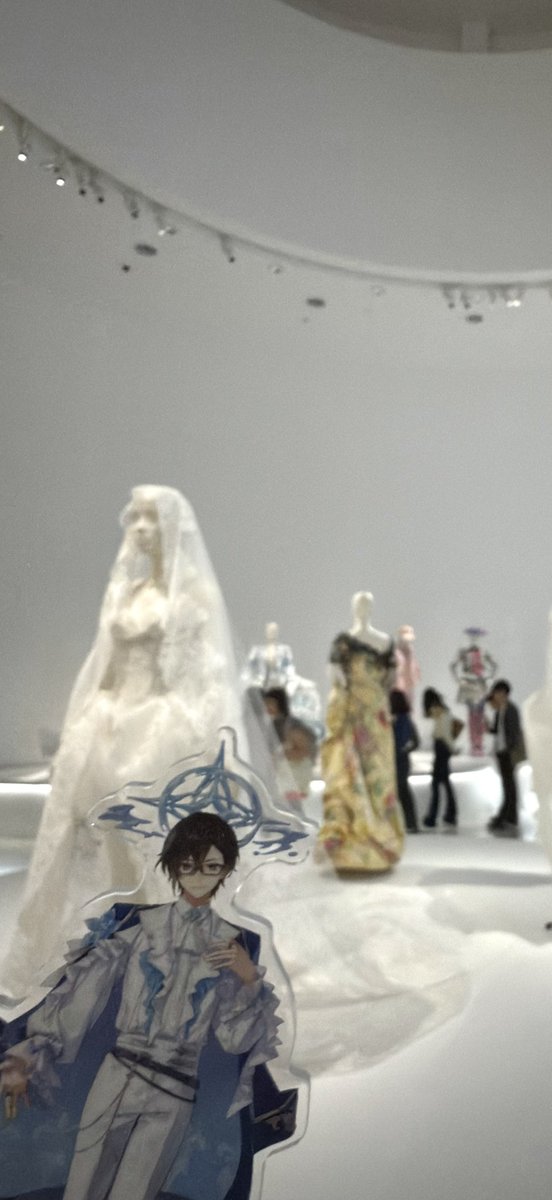 3onyagi's tweet photo. 📍マリー・アントワネット・スタイル 

大人気の大行列だし内容も大ボリュームで展示品も綺麗なものだけではないから真剣に見ていると少し心の疲労も感じたんだけど、やっぱりこの時代にしかないセンスや魅力があると思った。まだまだ11月下旬くらいまで開催してるから混雑してても絶対行くべき♩ https://t.co/Okn3bvcKFB