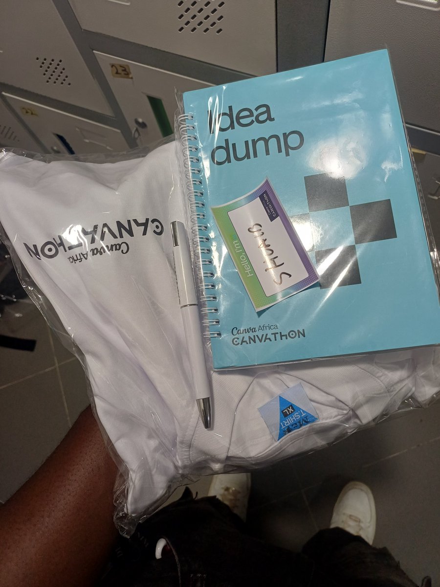 ShaziliSambo's tweet photo. Touch down lagos state for the canva africa canvathon.
#canva #canvathon #canvaafrica https://t.co/DVV3KX9z8f
