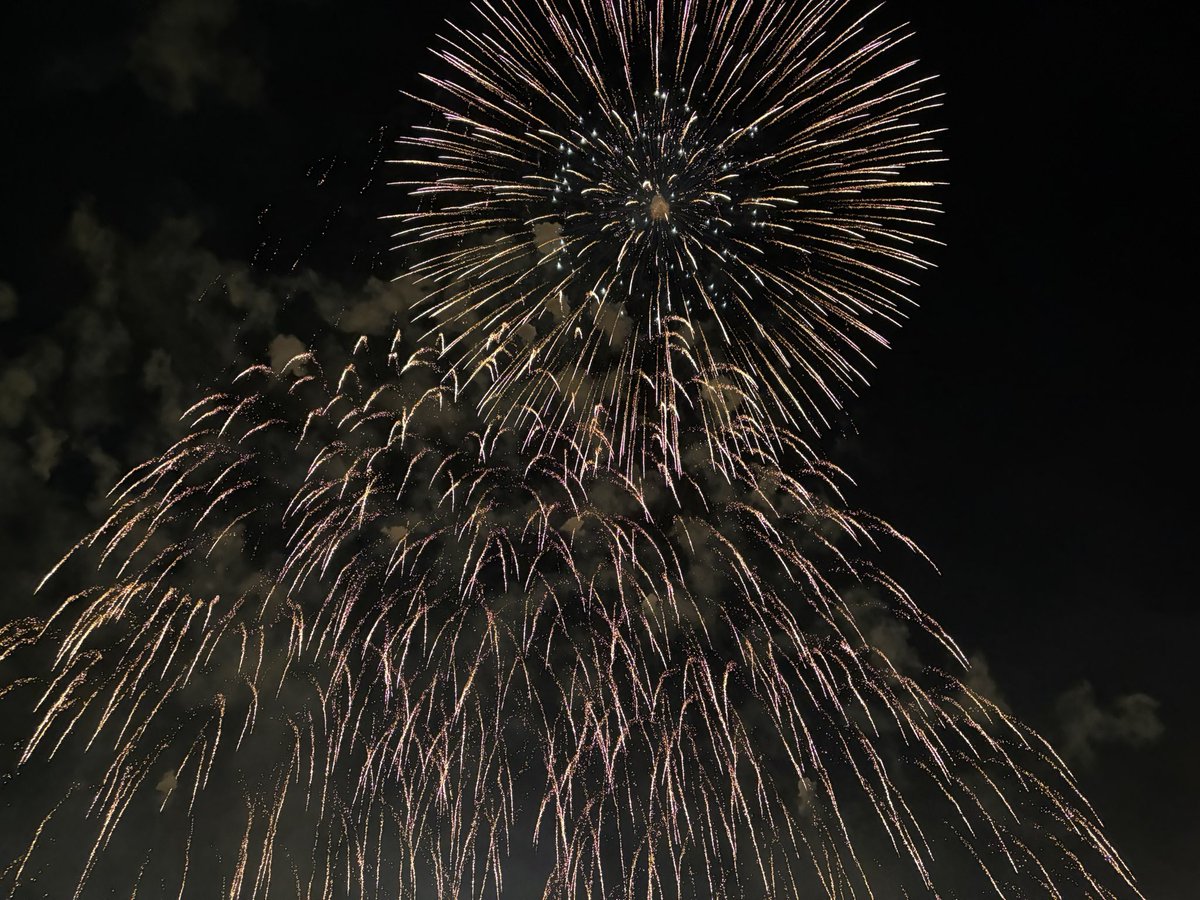 yoppeleah's tweet photo. ロッキン最終日が中止になったりとかもあったけれど、他にもライブがたくさんある中でこうしてここに来たのは、こうやってこのイベントに来ることがまた「ひたちなかでのロッキン」に参加できることに繋がると信じているから。蘇我は近くて行きやすいし楽しいけど、やっぱりここが1番好きだなって来るたびに再認識する。そんな場所に来る機会があることに心から感謝だし、それは3年後とかだろうか。
#rsc2026