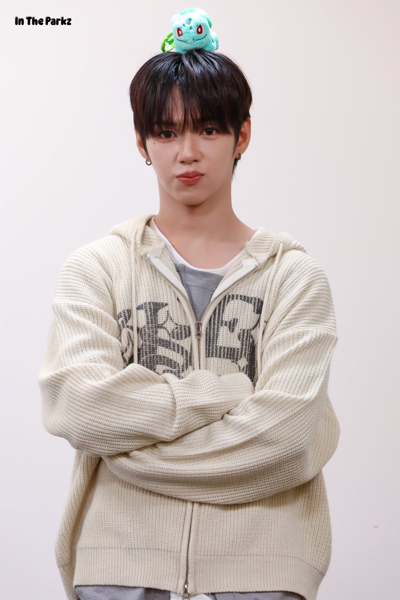 IntheParkz0306's tweet photo. 261002

#제이엘 #JL #아홉 #AHOF https://t.co/g0ltwLO1gm
