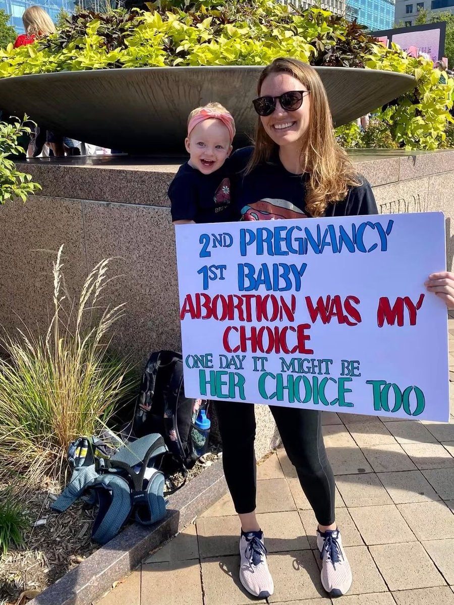 WomenBeingAwful's tweet photo. This is so absolutely disgusting.

Saying I killed one human being but didn't kill the next one and being proud enough about it to put it on display is looney tunes man...

You're still a killer, lady https://t.co/7HOUGUghQg